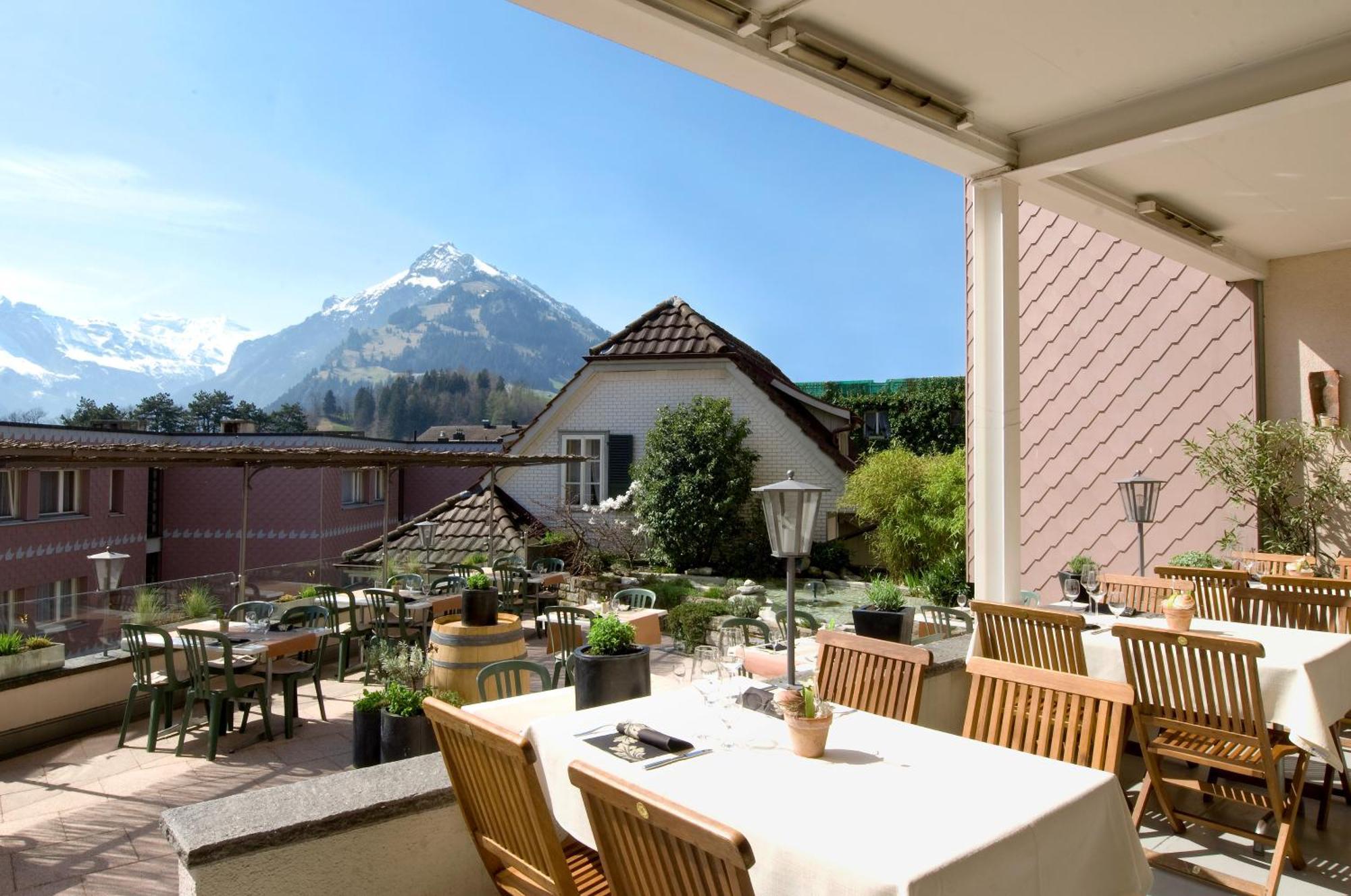Hotel National Frutigen Eksteriør bilde
