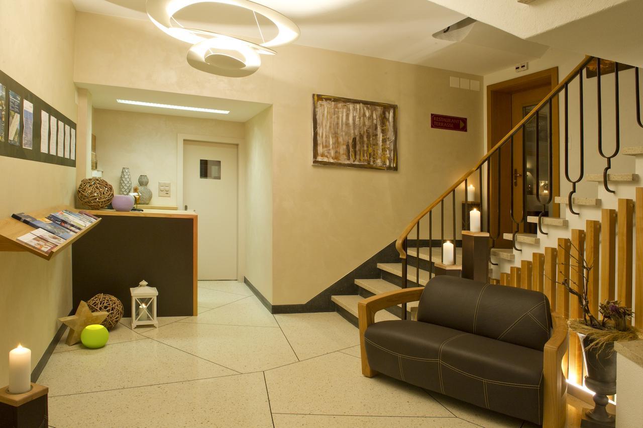 Hotel National Frutigen Rom bilde
